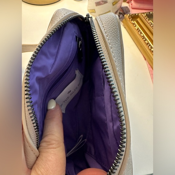 Ella Micro belt bag with gunmetal hardware - Picture 10 of 16